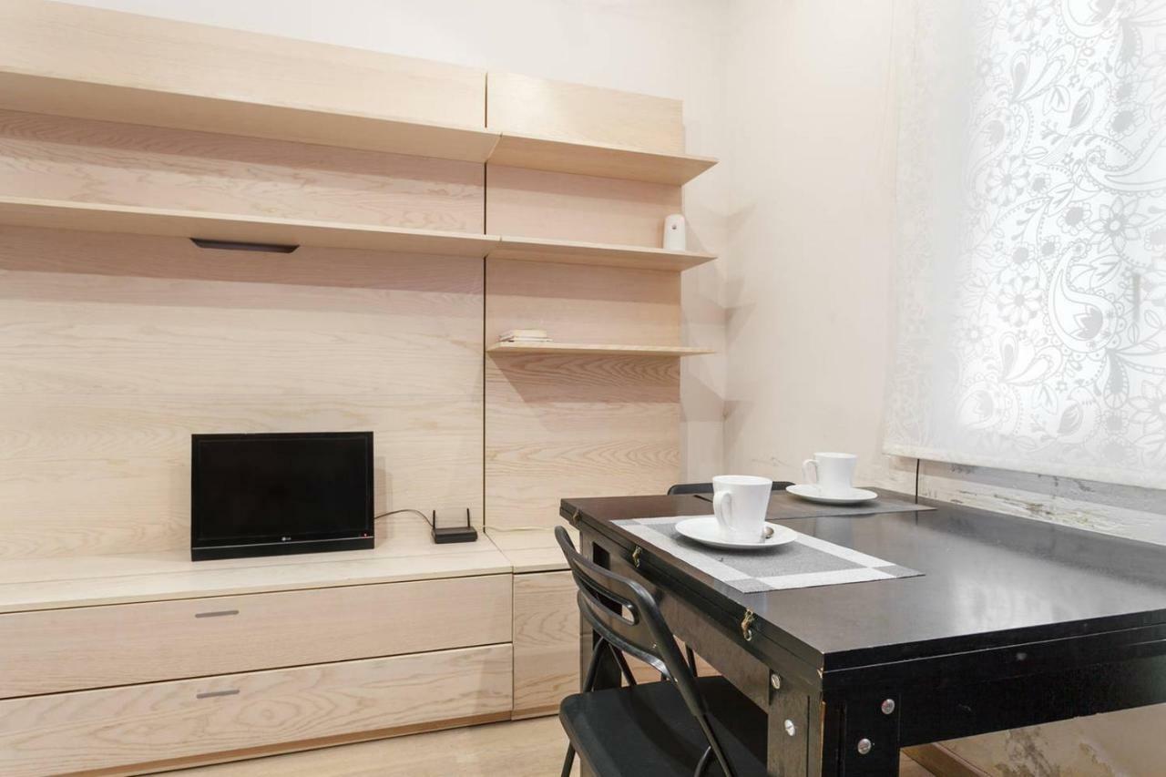 Nice Apartment In Sants Barcelona Exterior photo