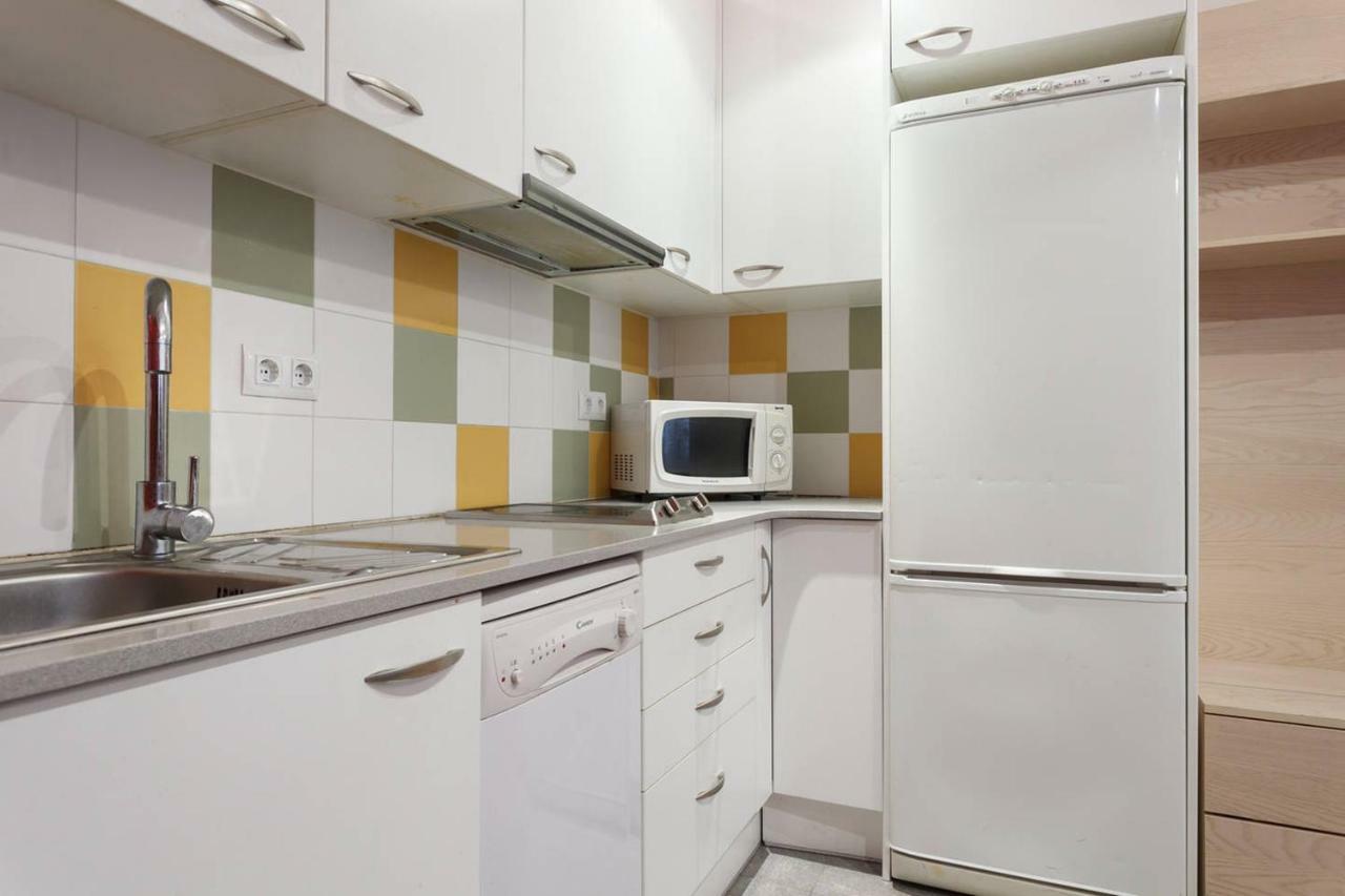Nice Apartment In Sants Barcelona Exterior photo